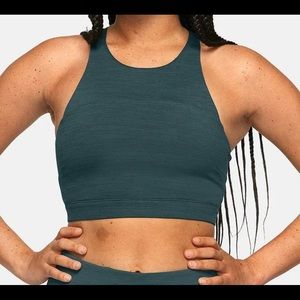 Move Free Crop Top